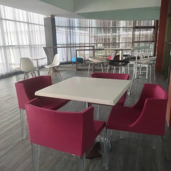 Mount Austin Palazio Studio 2B 1-4Pax/Ikea/Toppen Johor Bahru